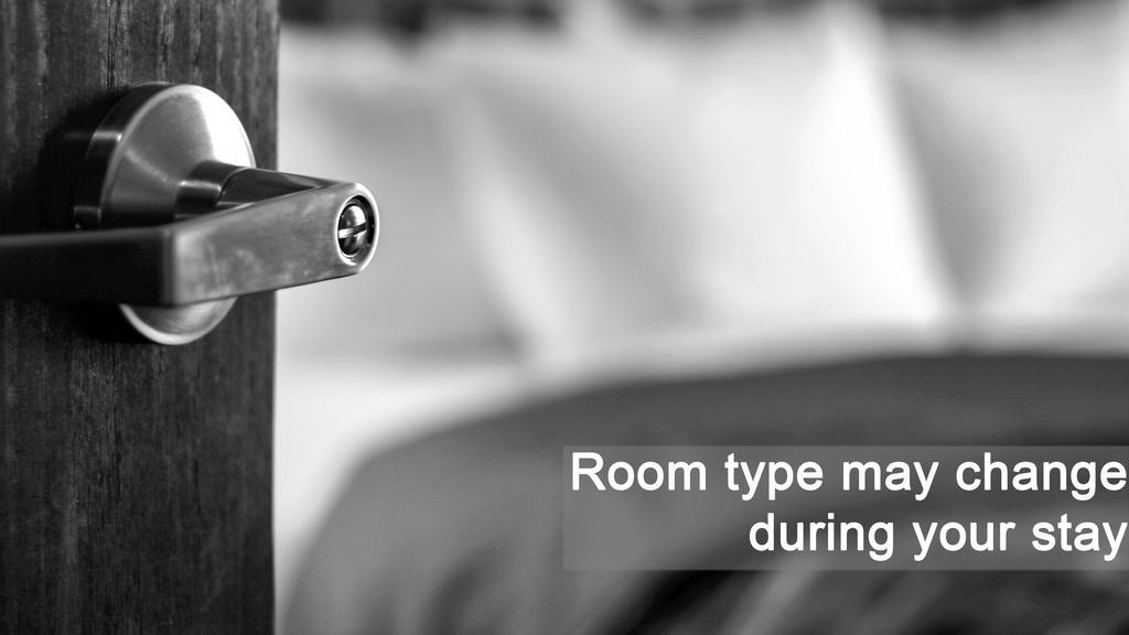 Fortina Spa Resort 슬리에마 객실 사진 A room lock