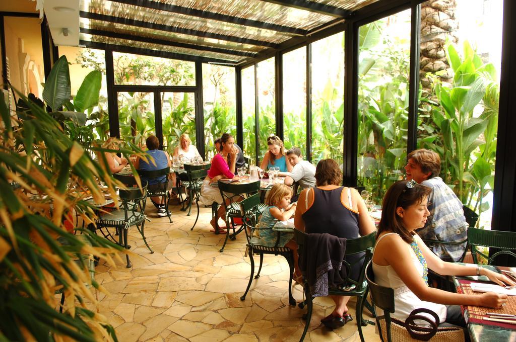 Fortina Spa Resort 슬리에마 외부 사진 The interior of the restaurant